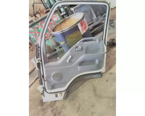 ISUZU NPR 1995-2007 DOOR ASSEMBLY, FRONT