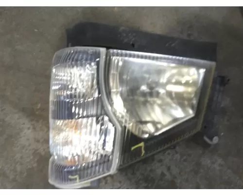 ISUZU NPR 2004-2007 HEADLAMP ASSEMBLY