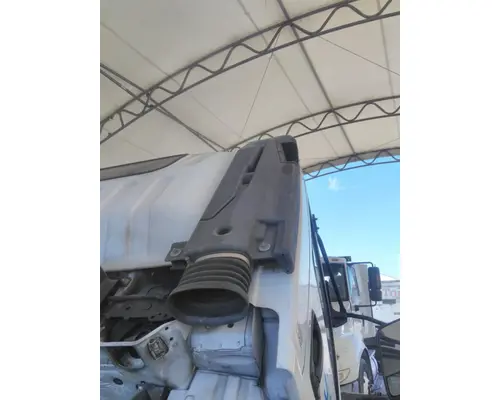 ISUZU NPR HD AIR CLEANER