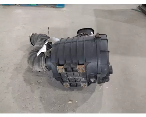 ISUZU NPR HD AIR CLEANER
