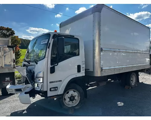 ISUZU NPR-HD Axle Assembly, Rear