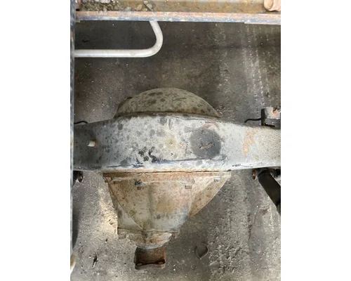 ISUZU NPR-HD Axle Assembly, Rear