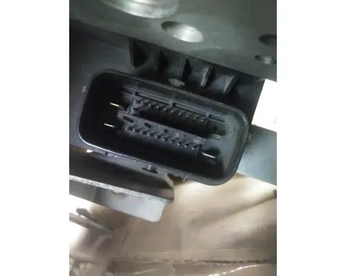 ISUZU NPR HD BRAKE CONTROL MODULE (ABS)