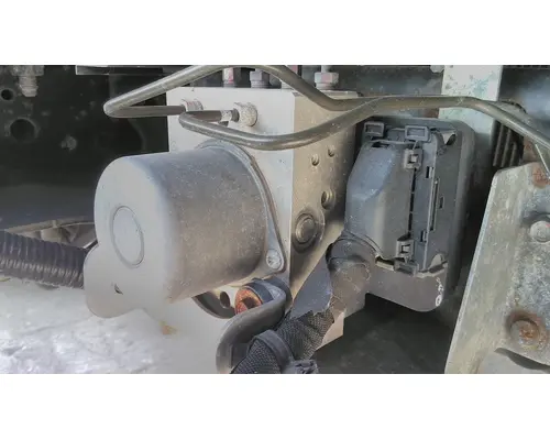 ISUZU NPR HD BRAKE CONTROL MODULE (ABS)