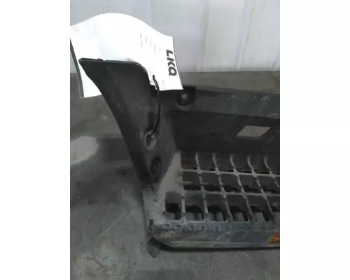 ISUZU NPR HD CAB STEP