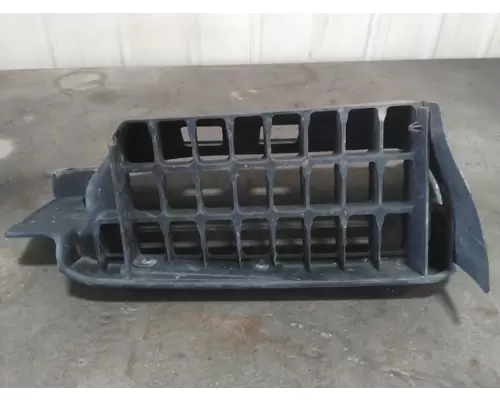 ISUZU NPR HD CAB STEP