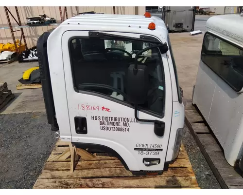ISUZU NPR HD CAB