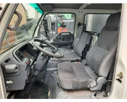 ISUZU NPR HD CAB