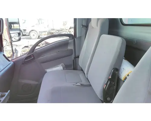 ISUZU NPR HD CAB