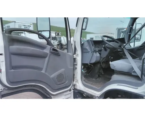 ISUZU NPR HD CAB