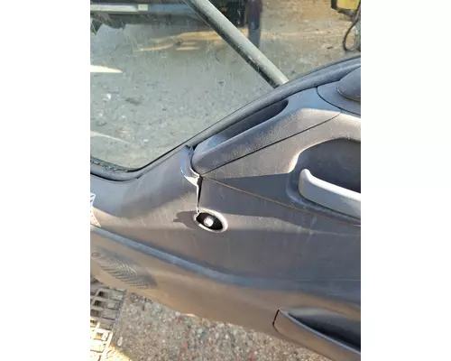 ISUZU NPR HD DOOR ASSEMBLY, FRONT