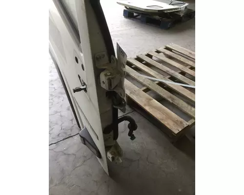 ISUZU NPR HD DOOR ASSEMBLY, FRONT