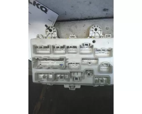 ISUZU NPR HD FUSE BOX