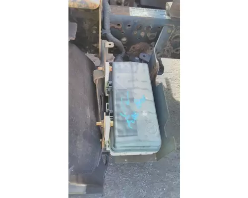 ISUZU NPR HD FUSE BOX