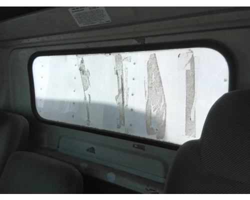 ISUZU NPR HD GLASS, BACK
