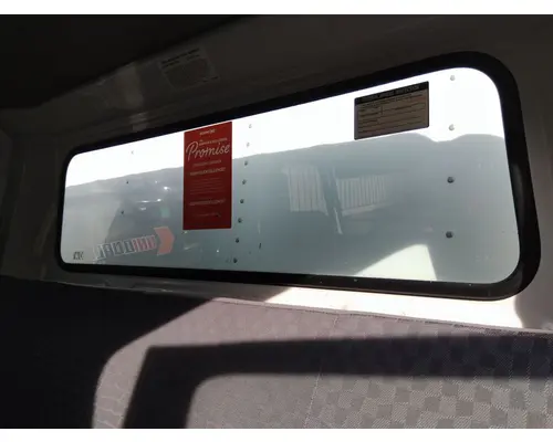 ISUZU NPR HD GLASS, BACK