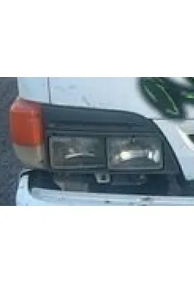 ISUZU NPR HD HEADLAMP ASSEMBLY