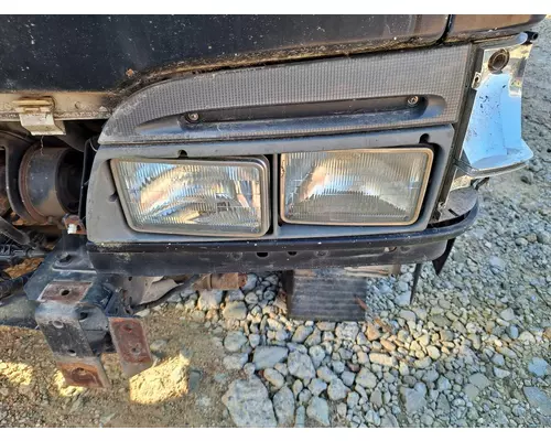 ISUZU NPR HD HEADLAMP ASSEMBLY