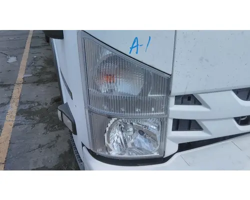 ISUZU NPR HD HEADLAMP ASSEMBLY