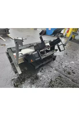 ISUZU NPR-HD Liftgates / Tailgates