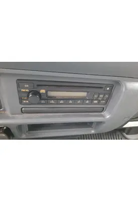 ISUZU NPR HD RADIO AM/FM/CD