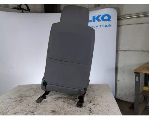 ISUZU NPR HD SEAT, FRONT