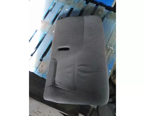 ISUZU NPR HD SEAT, FRONT