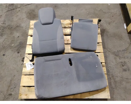 ISUZU NPR HD SEAT, FRONT