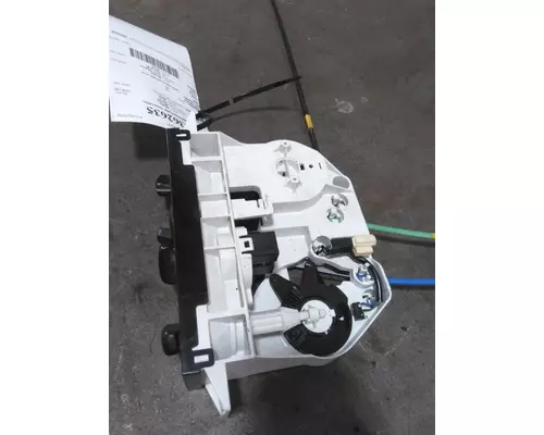 ISUZU NPR HD TEMPERATURE CONTROL