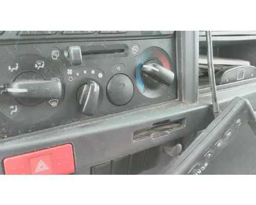 ISUZU NPR HD TEMPERATURE CONTROL