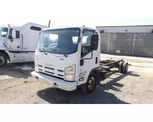 ISUZU NPR HD WHOLE TRUCK FOR PARTS