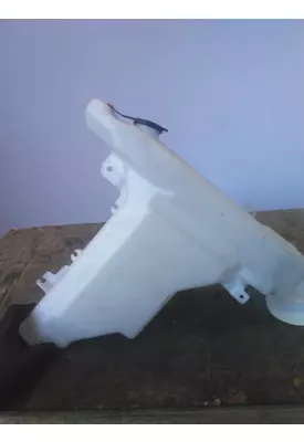 ISUZU NPR HD WINDSHIELD WASHER RESERVOIR
