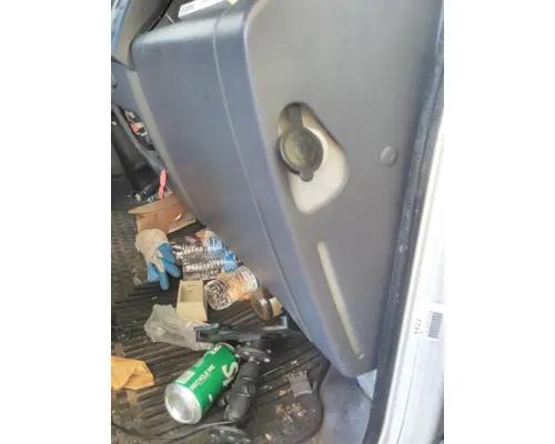 ISUZU NPR HD WINDSHIELD WASHER RESERVOIR