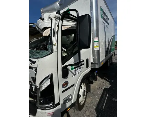 ISUZU NPR-XD Complete Vehicle