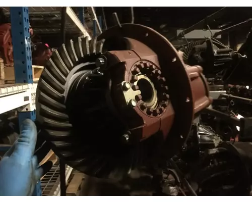 ISUZU NPRR456 DIFFERENTIAL ASSEMBLY REAR REAR