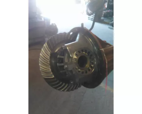 ISUZU NPRR456 DIFFERENTIAL ASSEMBLY REAR REAR