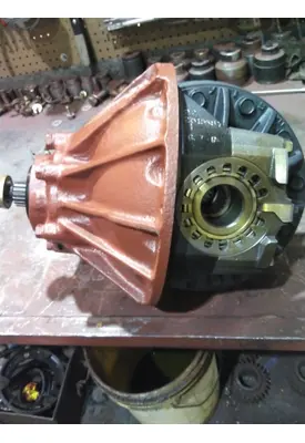 ISUZU NPRR513 DIFFERENTIAL ASSEMBLY REAR REAR