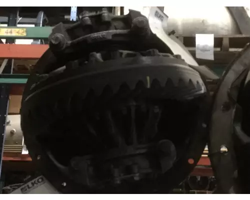 ISUZU NPRR586 DIFFERENTIAL ASSEMBLY REAR REAR