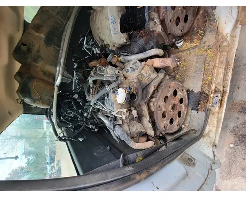 ISUZU NPR Alternator