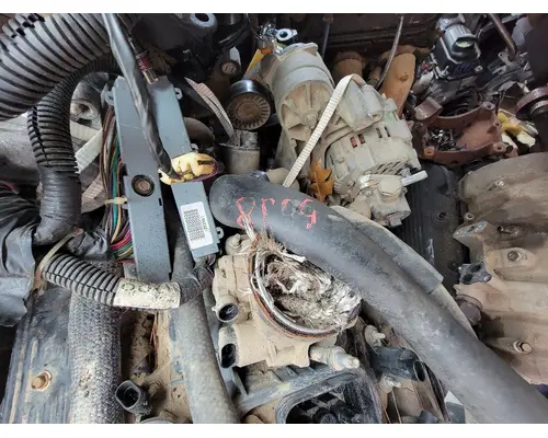 ISUZU NPR Alternator