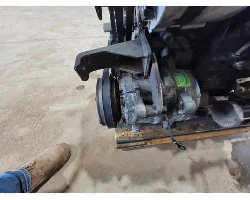 ISUZU NPR Alternator