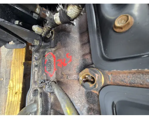 ISUZU NPR Alternator