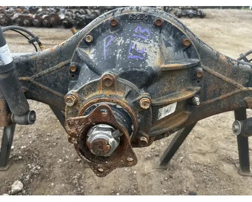 ISUZU NPR Axle Assembly, Rear