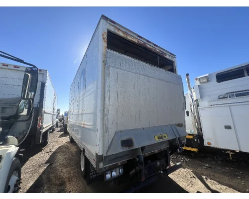 ISUZU NPR Box  Bed