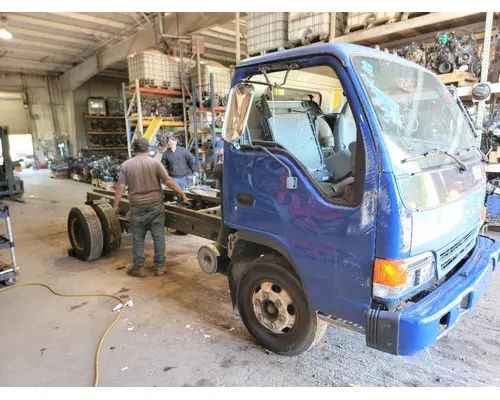 ISUZU NPR Bumper Assembly, Front