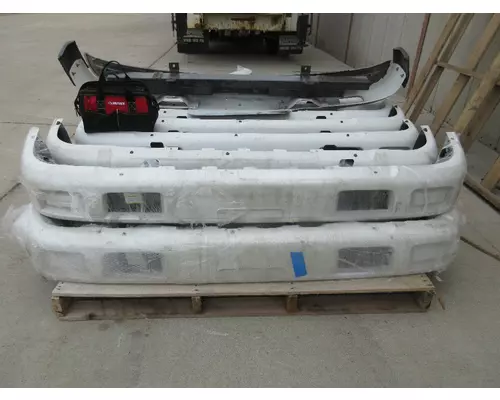 ISUZU NPR Bumper Assembly, Front