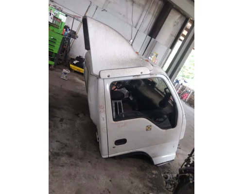 ISUZU NPR CAB