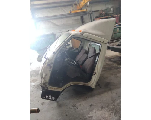 ISUZU NPR CAB