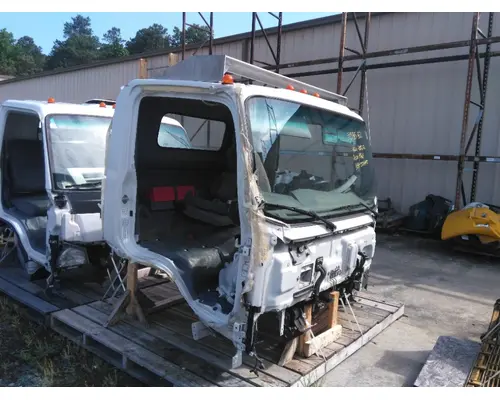 ISUZU NPR CAB