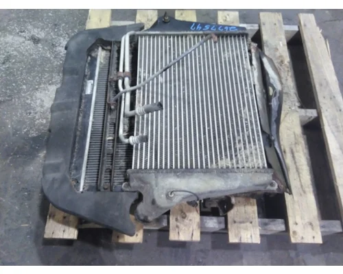 ISUZU NPR COOLING ASSEMBLY (RAD, COND, ATAAC)